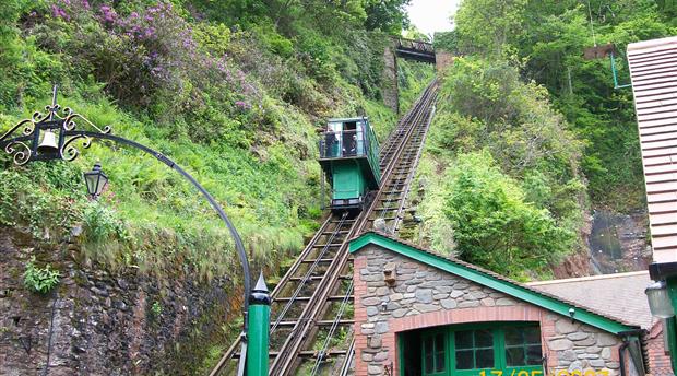 Lynton & Lynmouth Cliff Railway Picture 1