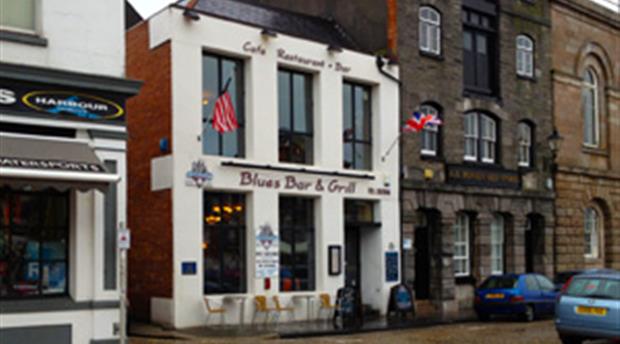 Blues Bar & Grill Picture 1