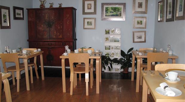 Hill View House Dartmouth Picture 2