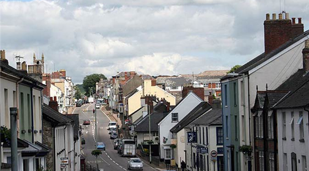 Honiton Picture 1