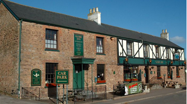 Globe Inn Sampford Peverell Picture 1