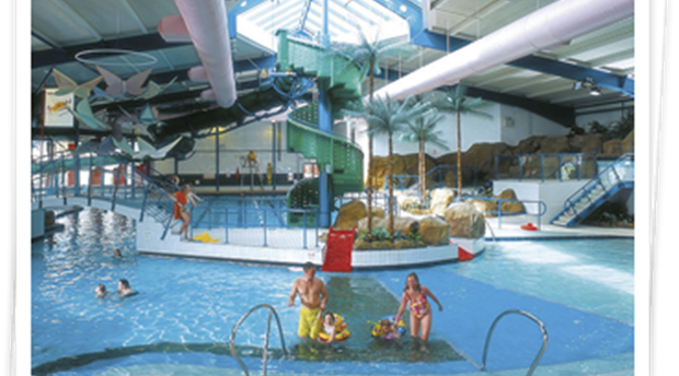 Cascades Family Adventure Pool Picture 1