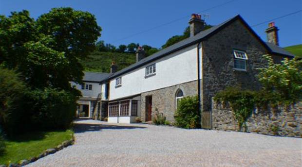 Wooder Manor Holiday Cottages Picture 1