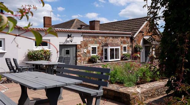 Cat & Fiddle Inn Picture 1