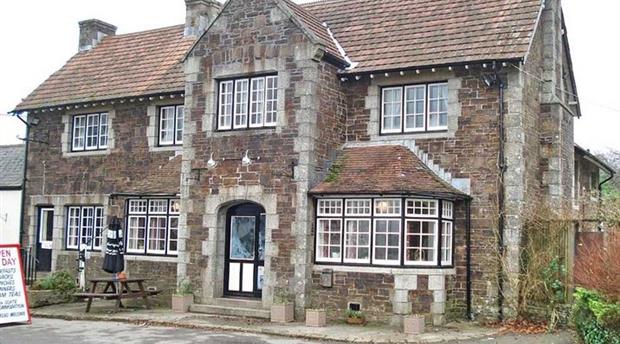 Fox and Hounds Hotel (The) Picture 1