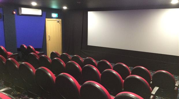 Woolacombe Bay Cinema Picture 1