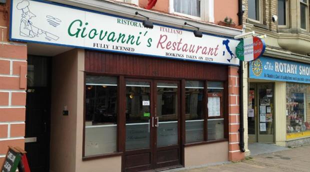 Giovannis Italian Restaurant Picture 1