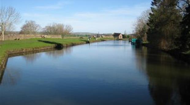 Grand Western Canal Country Park Picture 1
